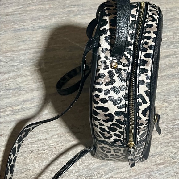NWOT Kate Spade ♠️ black and animal print 109% cow leather small backpack - Picture 5 of 15